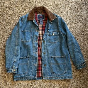 Vintage denim jacket with corduroy collar
